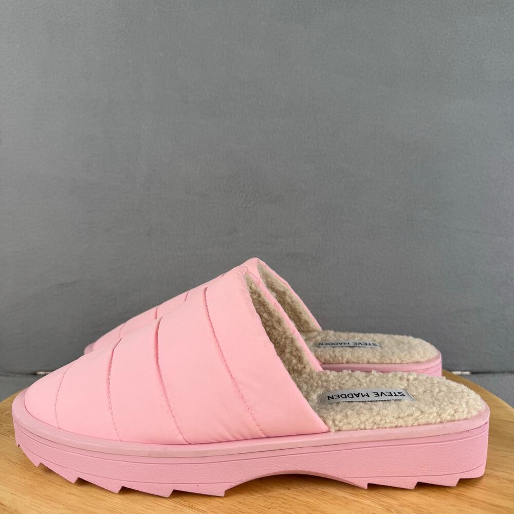 Steve‎ Madden Chex Quilted Pink Slipper Faux Fur Lined Women’s Size 9M US